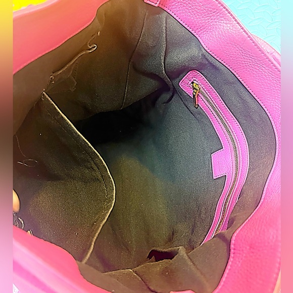 a Versace Pink Leather Palazzo Medusa Tote Bag, - Picture 11 of 15